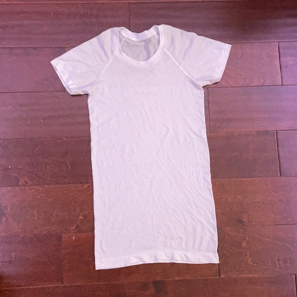 lululemon swiftly tech shirt
